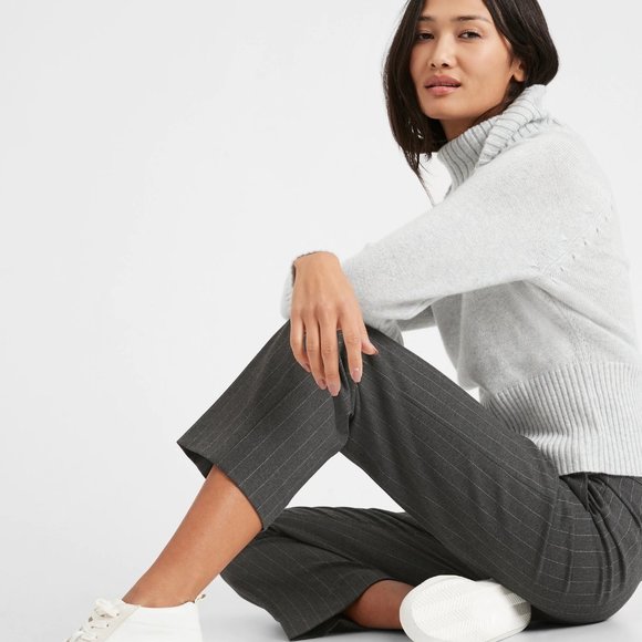 BANANA REPUBLIC High-Rise Straight Elastic-Waist Pants Size 4 - Picture 3 of 14